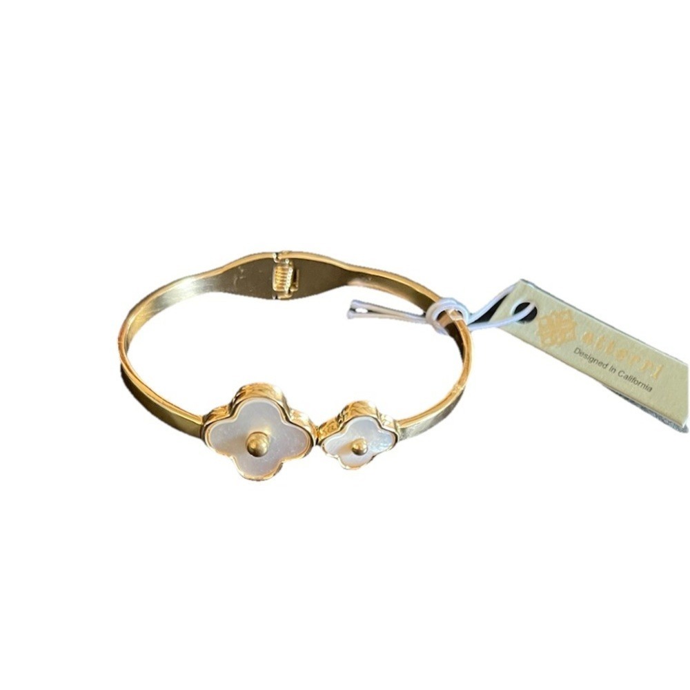 ATTERRI Mother‎ of Pearl Clover Hinged Bracelet